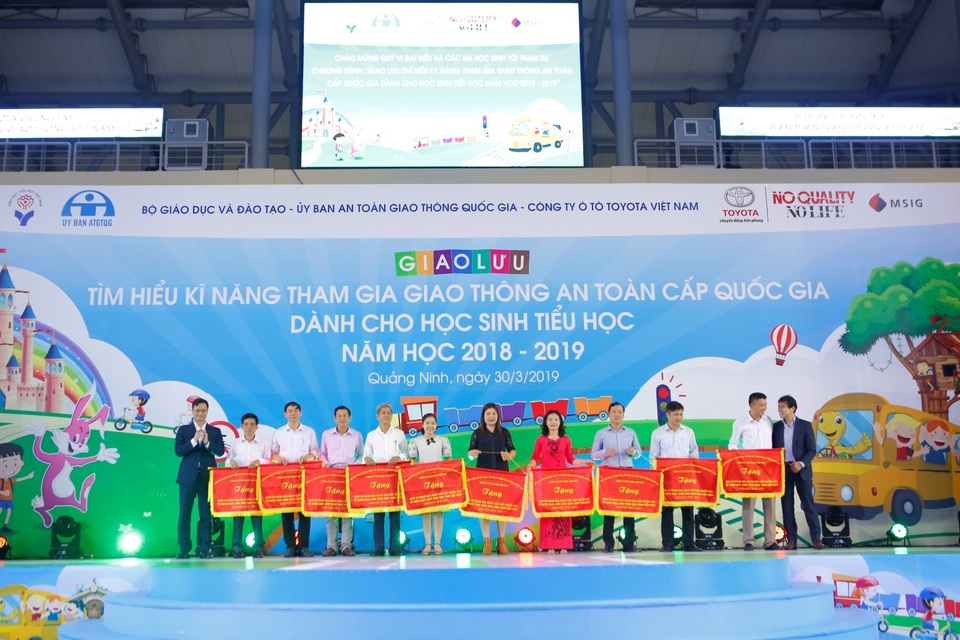 Bộ Giáo dục ghi nhận Toyota đóng góp tích cực về giáo dục ATGT - 6 Bộ Giáo dục ghi nhận Toyota đóng góp tích cực về giáo dục ATGT - 6