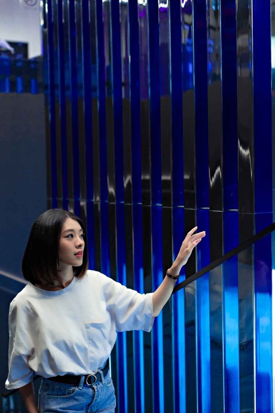 Check-in “bức tường xanh” sang chảnh bậc nhất Sài Gòn - 1