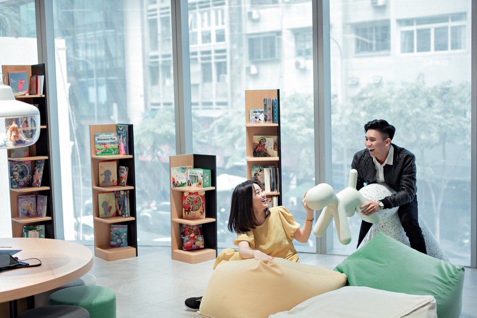 Check-in “bức tường xanh” sang chảnh bậc nhất Sài Gòn - 12