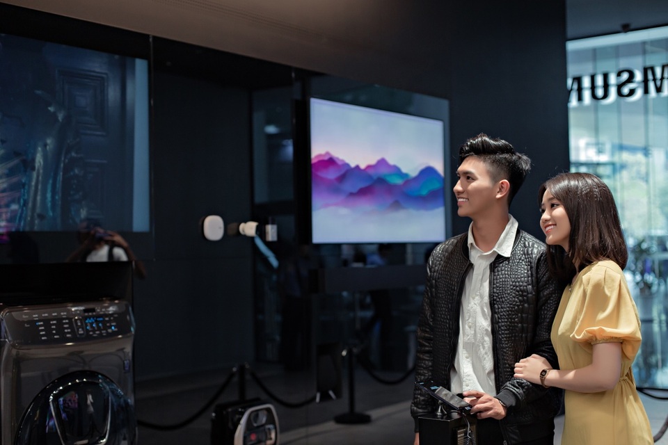 Check-in “bức tường xanh” sang chảnh bậc nhất Sài Gòn - 13