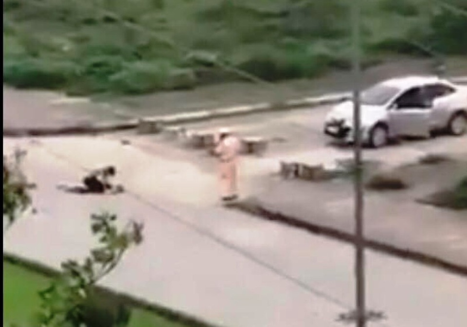Vụ nữ nhân viên ngân hàng bị đâm chết: Làm rõ trách nhiệm Trung tá CSGT - 1 Vụ nữ nhân viên ngân hàng bị đâm chết: Làm rõ trách nhiệm Trung tá CSGT - 1