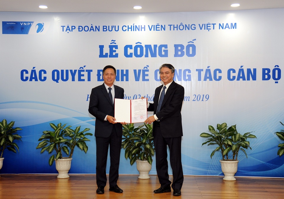 Tập đoàn VNPT bổ nhiệm Phó tổng Giám đốc mới - 2 Tập đoàn VNPT bổ nhiệm Phó tổng Giám đốc mới - 2