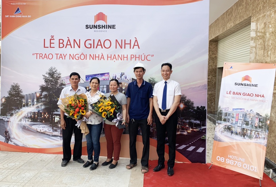Đất Xanh Đông Nam Bộ bàn giao nhà phố Sunshine Residence đúng tiến độ cam kết - 1 Đất Xanh Đông Nam Bộ bàn giao nhà phố Sunshine Residence đúng tiến độ cam kết - 1