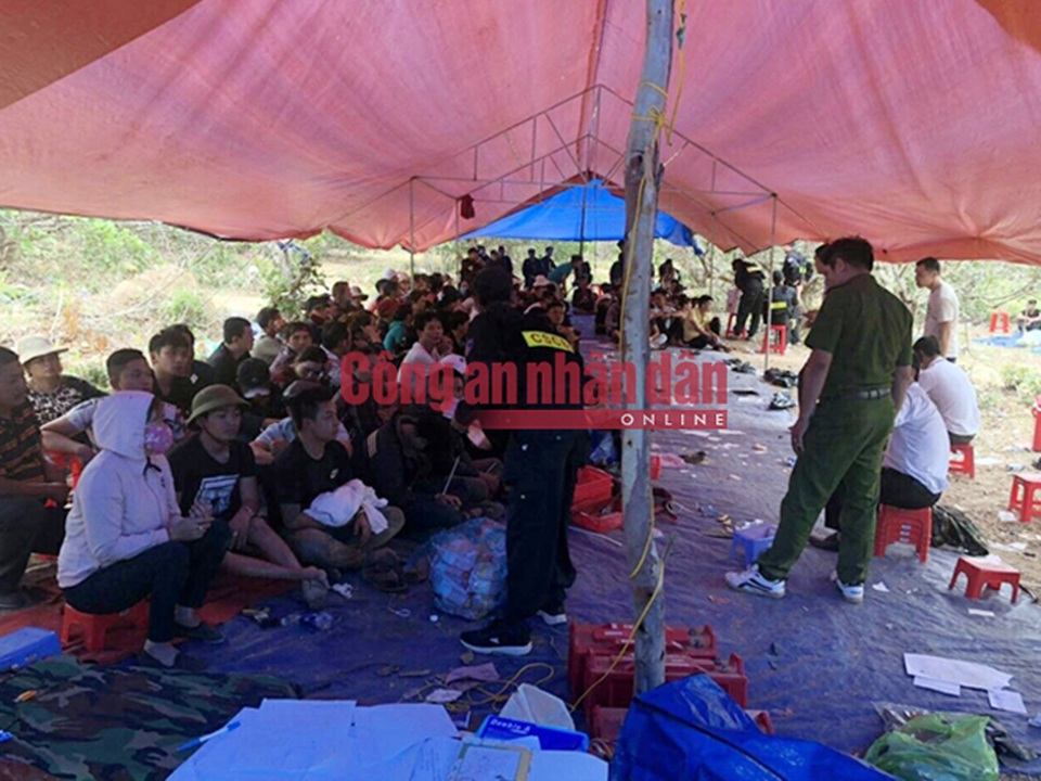 Gian nan triệt phá sới bạc “khủng” ở Tây Nguyên - 1