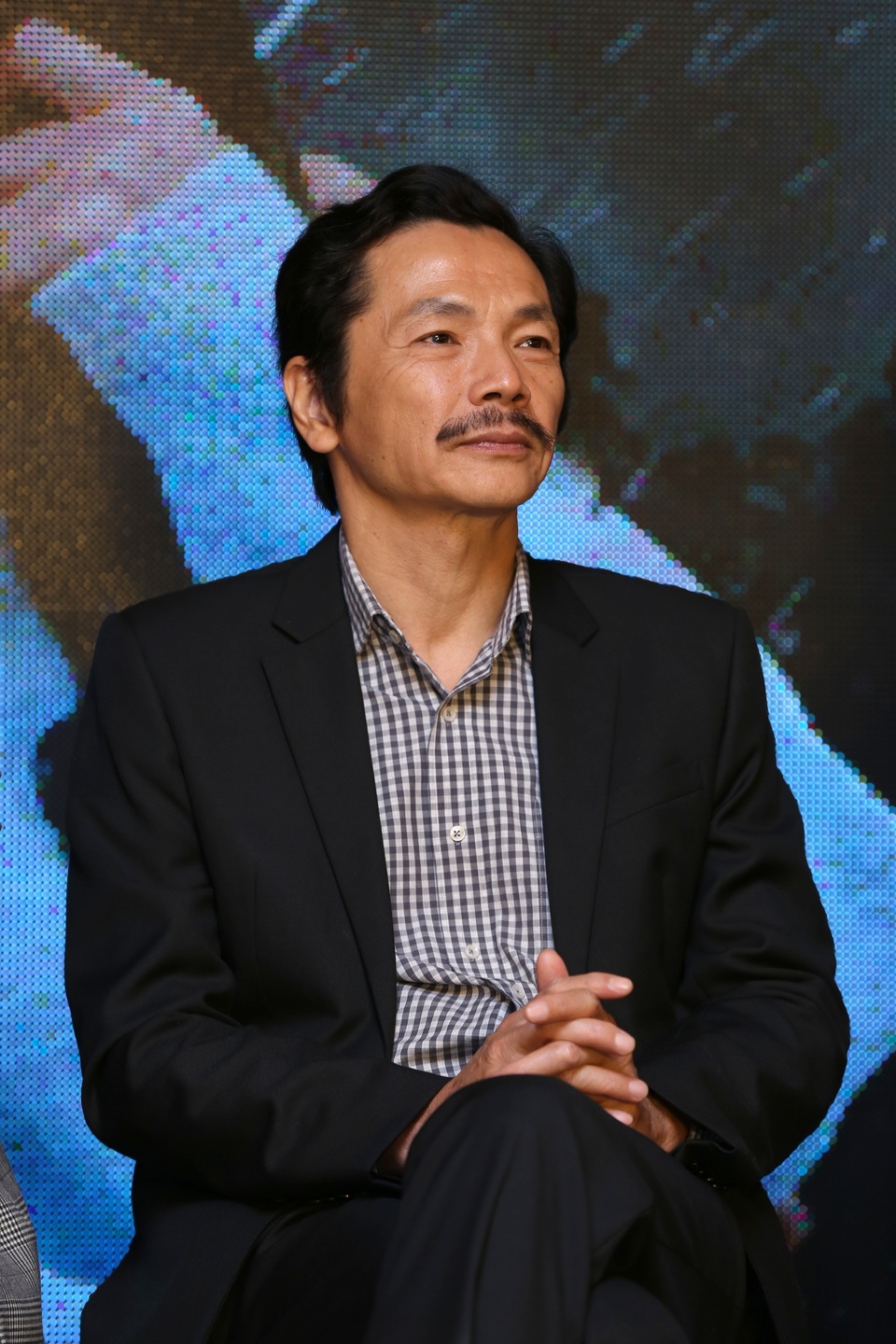NSƯT Trung Anh: “Bình thường tôi rất hiền nhưng nóng lên cũng kinh khủng lắm” - 2 NSƯT Trung Anh: “Bình thường tôi rất hiền nhưng nóng lên cũng kinh khủng lắm” - 2