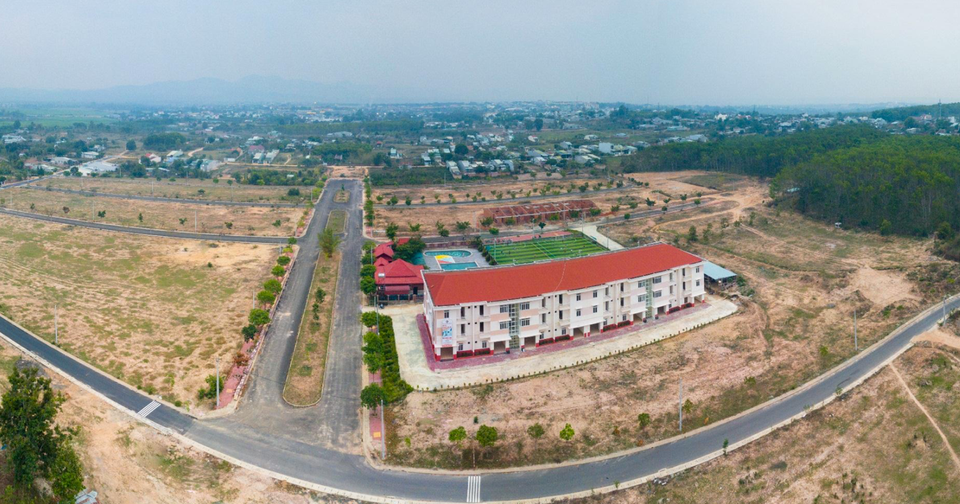 Dòng vốn chảy mạnh vào bất động sản Kon Tum - 1