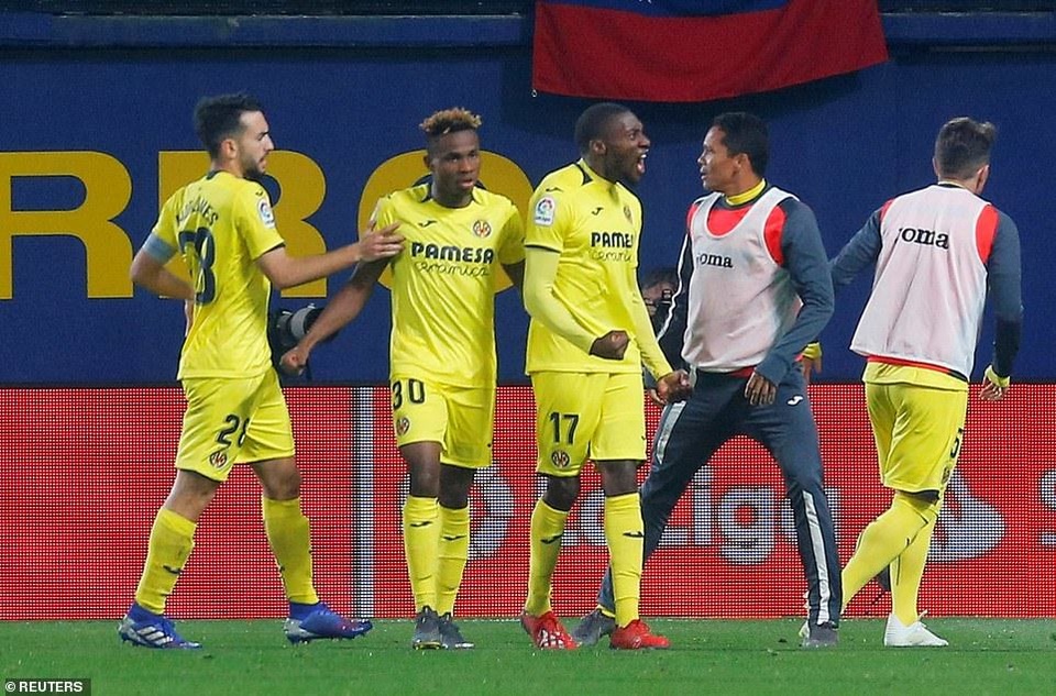 Villarreal 4-4 Barcelona: Messi, Suarez ghi bàn ở phút bù giờ - 6 Villarreal 4-4 Barcelona: Messi, Suarez ghi bàn ở phút bù giờ - 6