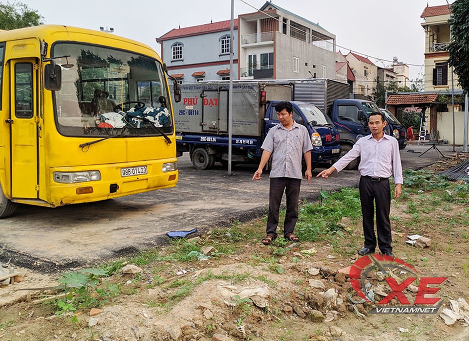 Chủ gara Hà Nội khốn khổ vì khách bỏ quên ô tô 13 năm - 4 Chủ gara Hà Nội khốn khổ vì khách bỏ quên ô tô 13 năm - 4