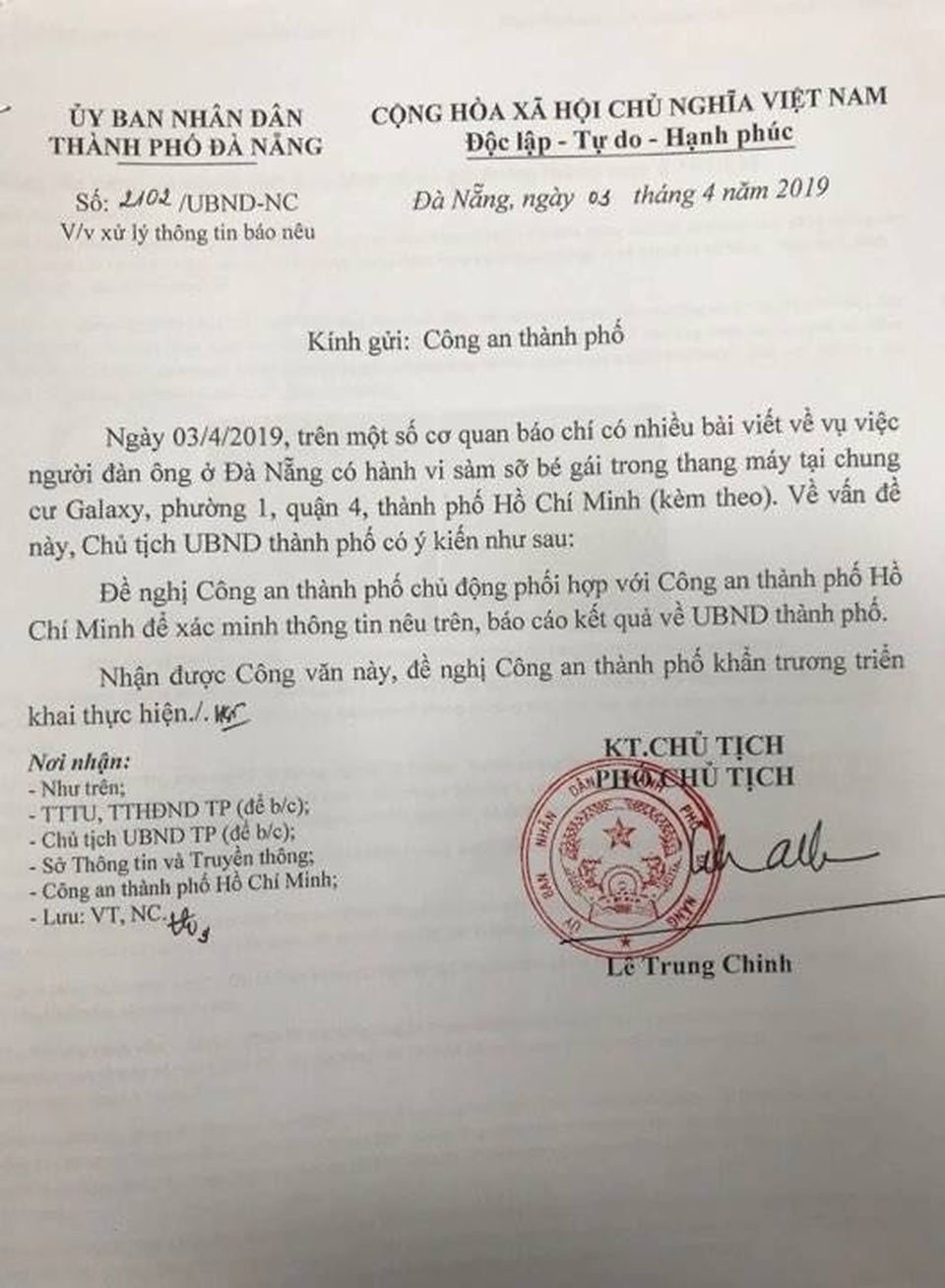Đà Nẵng đề nghị Công an TP xác minh người sàm sỡ bé gái trong thang máy ở TPHCM - 1 Đà Nẵng đề nghị Công an TP xác minh người sàm sỡ bé gái trong thang máy ở TPHCM - 1