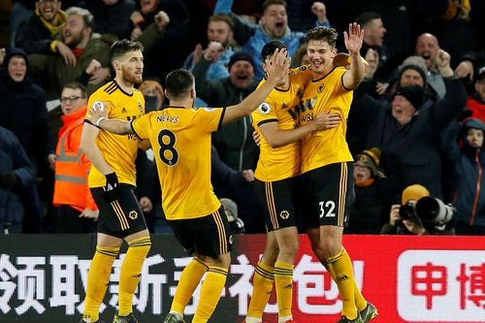 Những khoảnh khắc ở trận thua ngược của Man Utd trước Wolves - 19 Những khoảnh khắc ở trận thua ngược của Man Utd trước Wolves - 19