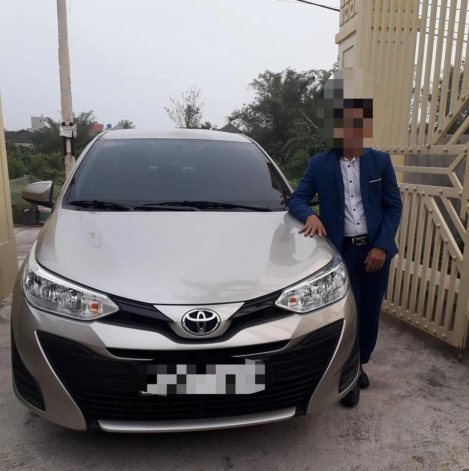 Bắt tạm giam nghi phạm dùng kéo đâm chết nữ nhân viên ngân hàng - 2 Bắt tạm giam nghi phạm dùng kéo đâm chết nữ nhân viên ngân hàng - 2