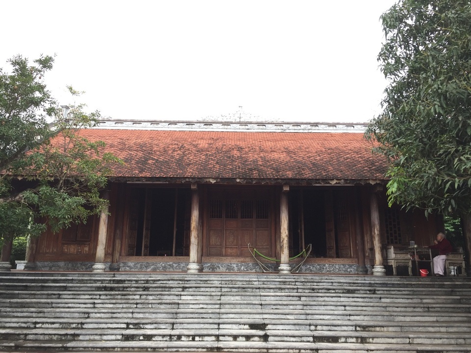 Trầm trồ nhà gỗ bạc tỷ từng bậc nhất miền Bắc - 1 Trầm trồ nhà gỗ bạc tỷ từng bậc nhất miền Bắc - 1