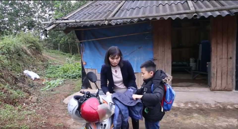 Chiếc hộp vá xe của cậu bé nhận được thư khen của Bộ trưởng - 2 Chiếc hộp vá xe của cậu bé nhận được thư khen của Bộ trưởng - 2