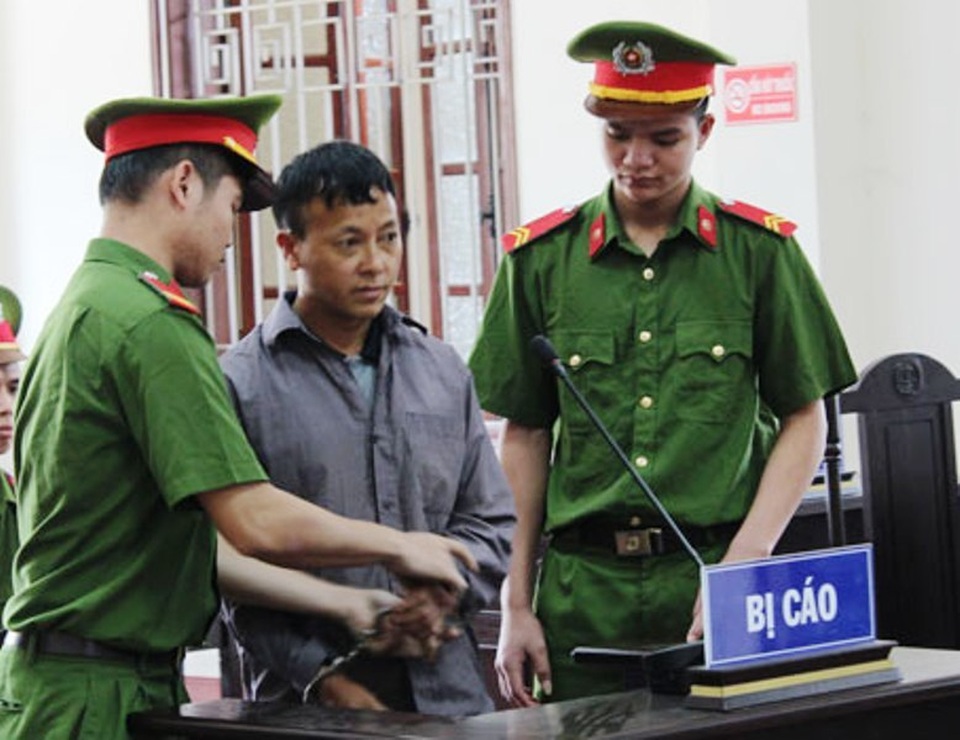 Kẻ vận chuyển thuê 10kg ma túy lấy 20 triệu đồng lĩnh án tử - 1 Kẻ vận chuyển thuê 10kg ma túy lấy 20 triệu đồng lĩnh án tử - 1