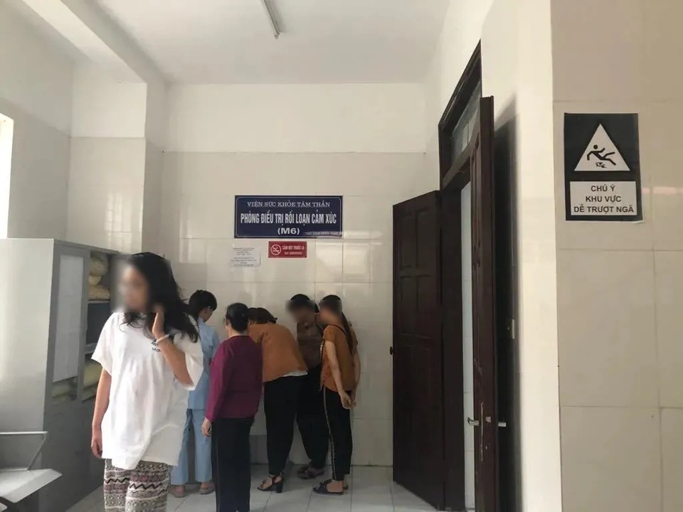Giật mình nhiều người trầm cảm hé lộ bị xâm hại tình dục khi nhỏ - 1 Giật mình nhiều người trầm cảm hé lộ bị xâm hại tình dục khi nhỏ - 1