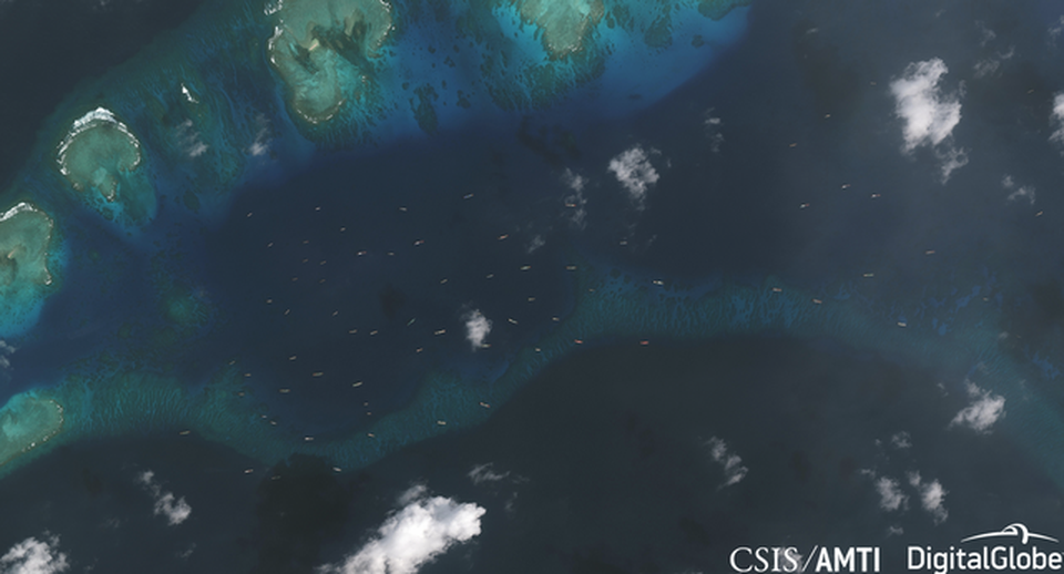 Philippines: Hàng trăm tàu Trung Quốc áp sát đảo Thị Tứ là phi pháp - 2 Philippines: Hàng trăm tàu Trung Quốc áp sát đảo Thị Tứ là phi pháp - 2