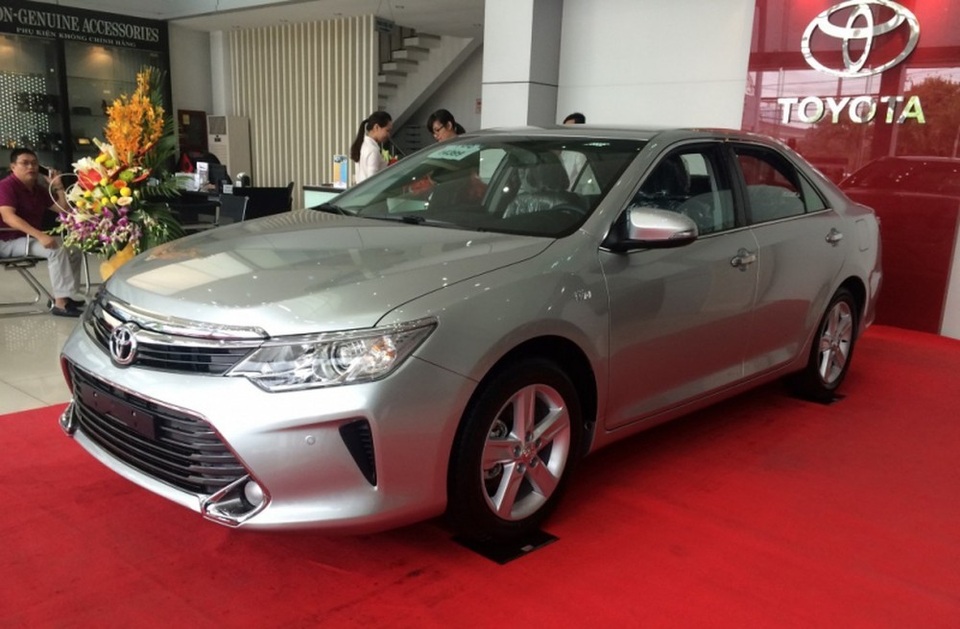 Dọn kho Camry để đón xe nhập: Toyota hết mặn mà lắp ráp xe tại Việt Nam? - 1 Dọn kho Camry để đón xe nhập: Toyota hết mặn mà lắp ráp xe tại Việt Nam? - 1