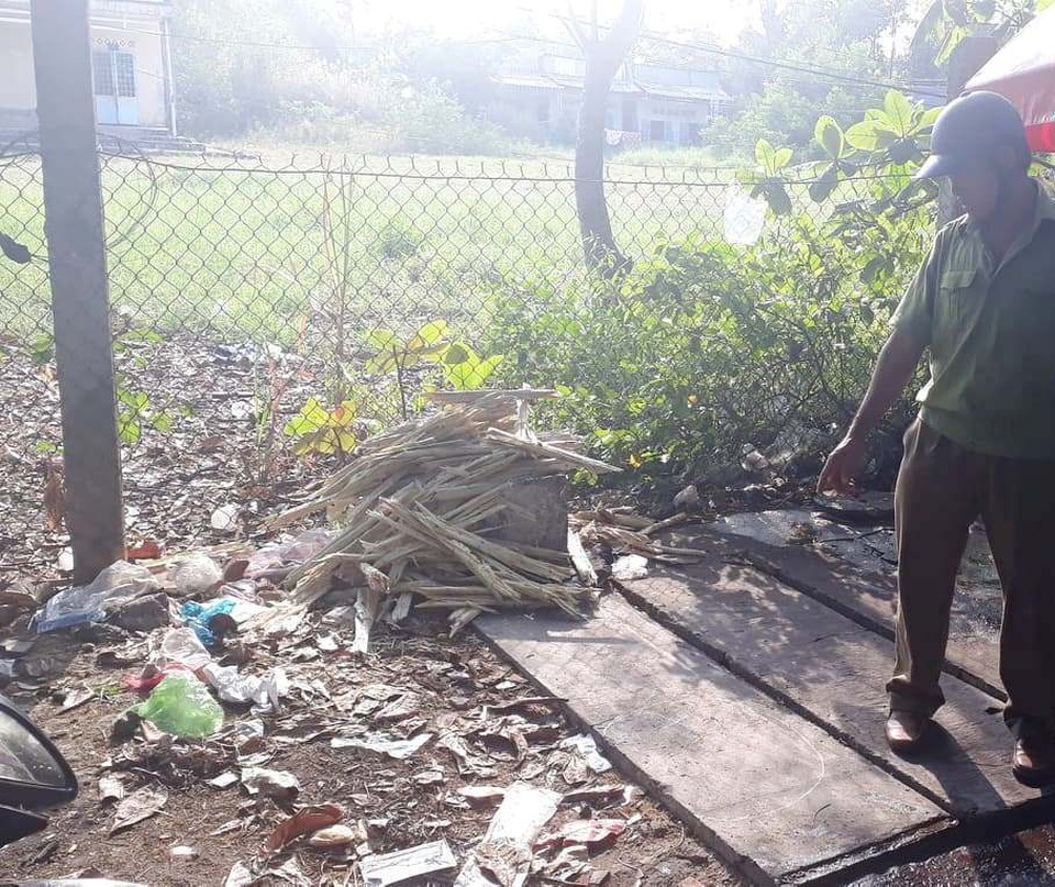  3 thanh niên đi đám cưới, rủ đánh nhau, 1 người bị đâm chết - 1