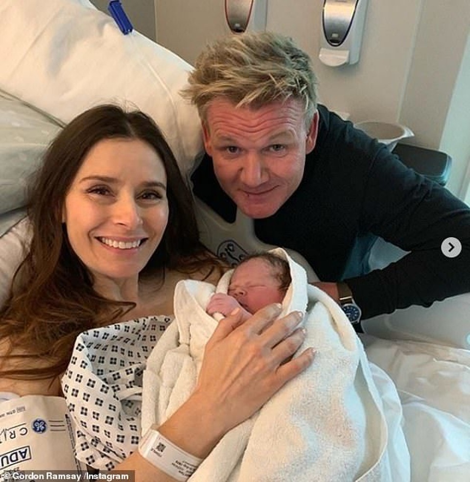 Siêu đầu bếp Gordon Ramsay đón đứa con thứ 5 - 1 Siêu đầu bếp Gordon Ramsay đón đứa con thứ 5 - 1