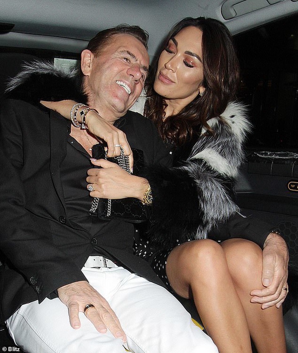 Duncan Bannatyne tươi tắn bên vợ kém 31 tuổi - 2 Duncan Bannatyne tươi tắn bên vợ kém 31 tuổi - 2