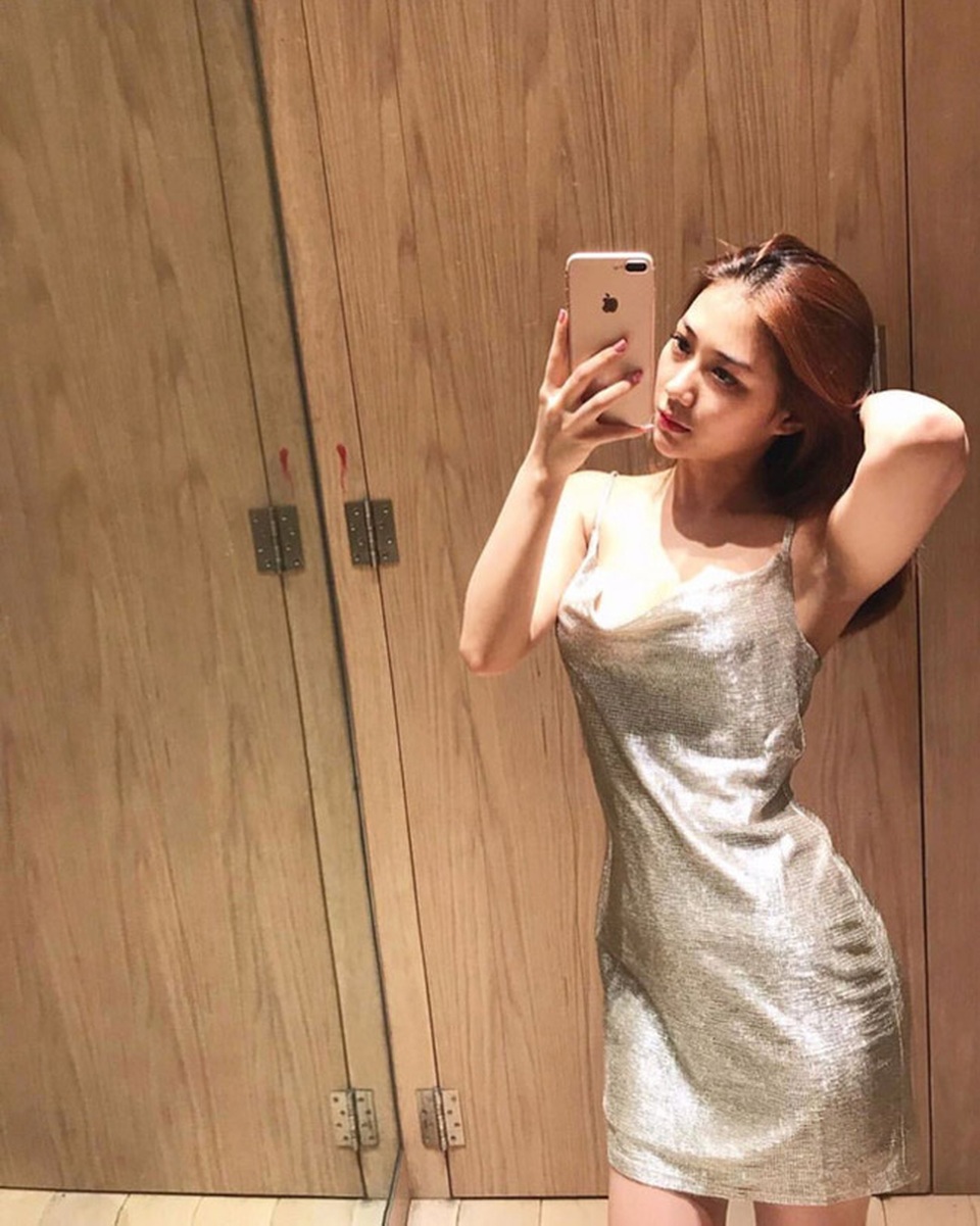 Chỉ cao vỏn vẹn 1m53, cô gái Đắk Lắk vẫn siêu nóng bỏng - 18 Chỉ cao vỏn vẹn 1m53, cô gái Đắk Lắk vẫn siêu nóng bỏng - 18