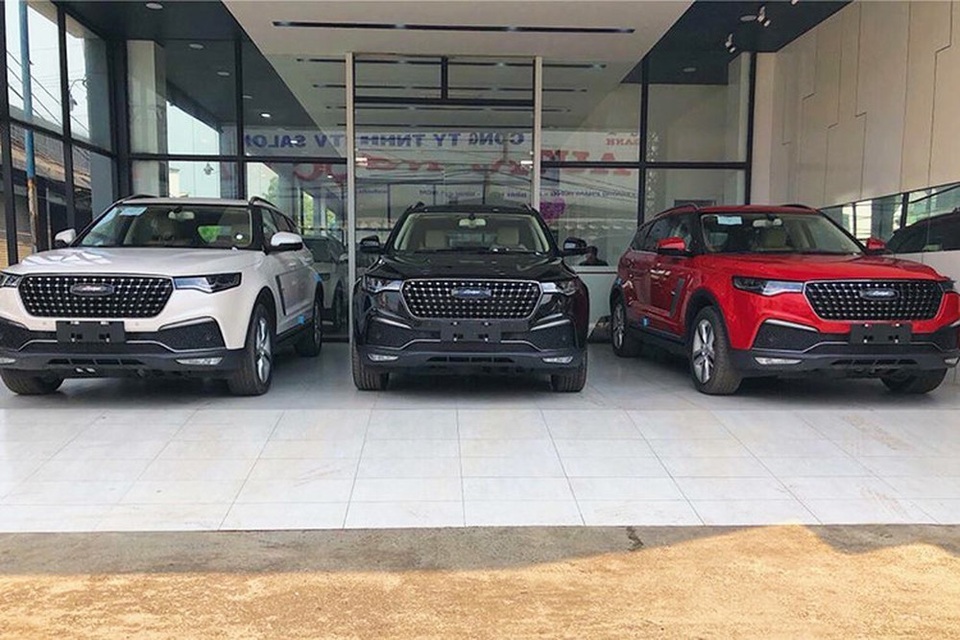 Giá rẻ một nửa, ô tô Trung Quốc cầu khách liều chơi - 3 Giá rẻ một nửa, ô tô Trung Quốc cầu khách liều chơi - 3