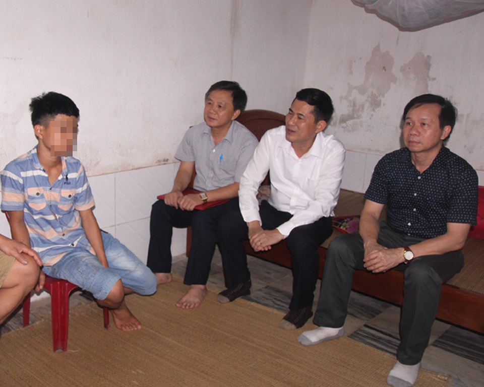 Nghệ An: Hiệu trưởng có thể bị hạ bậc thi đua nếu để xảy ra bạo lực học đường - 2 Nghệ An: Hiệu trưởng có thể bị hạ bậc thi đua nếu để xảy ra bạo lực học đường - 2