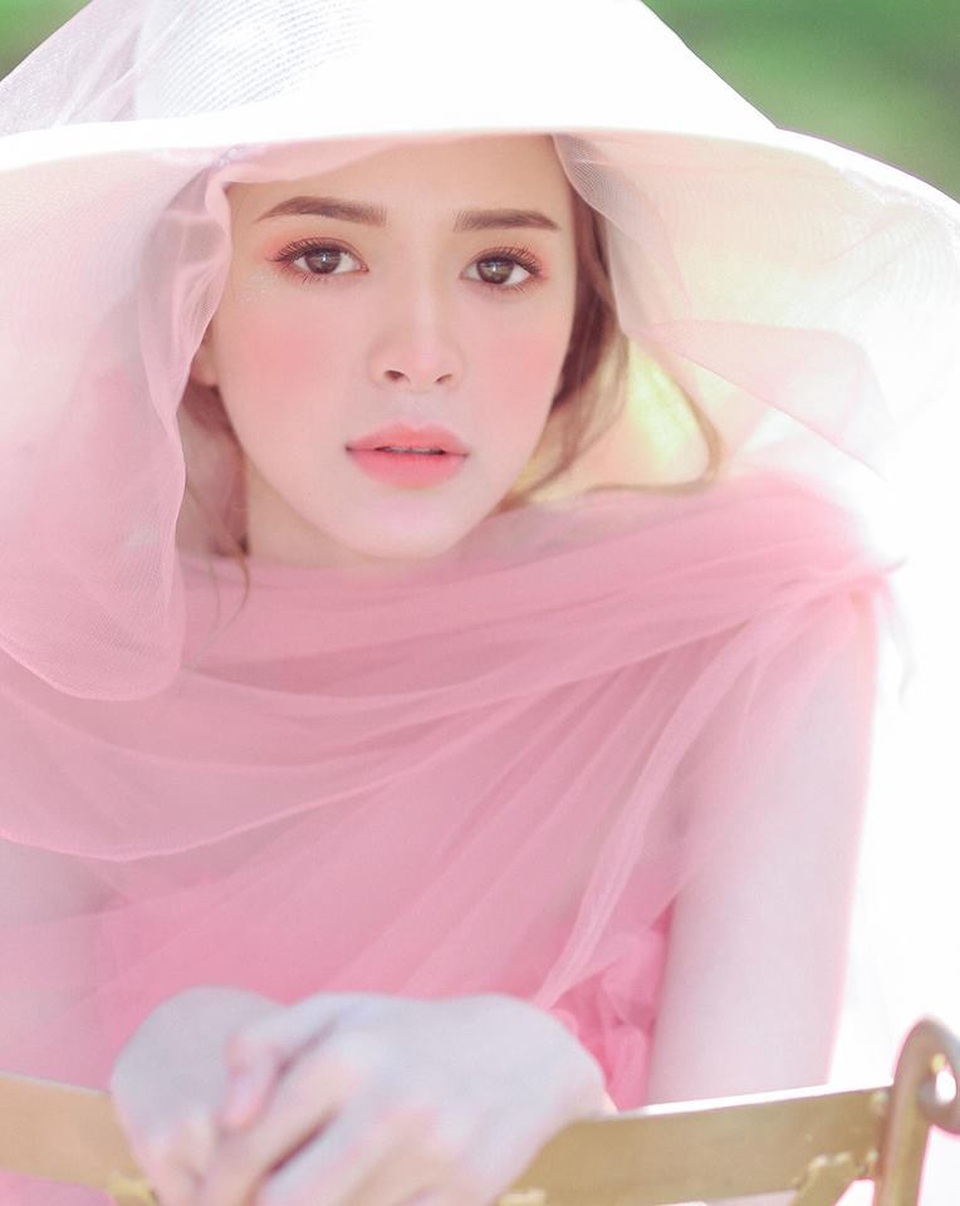 Nhan sắc ngày càng sắc nét của hot girl Đà Lạt Na Tây - 12 Nhan sắc ngày càng sắc nét của hot girl Đà Lạt Na Tây - 12