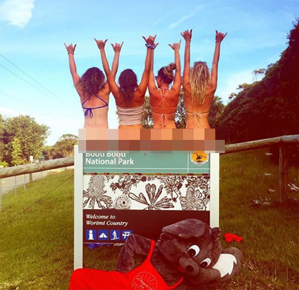 Rộ lên trào lưu đổ xô tới công viên để... khoe vòng 3 - 1