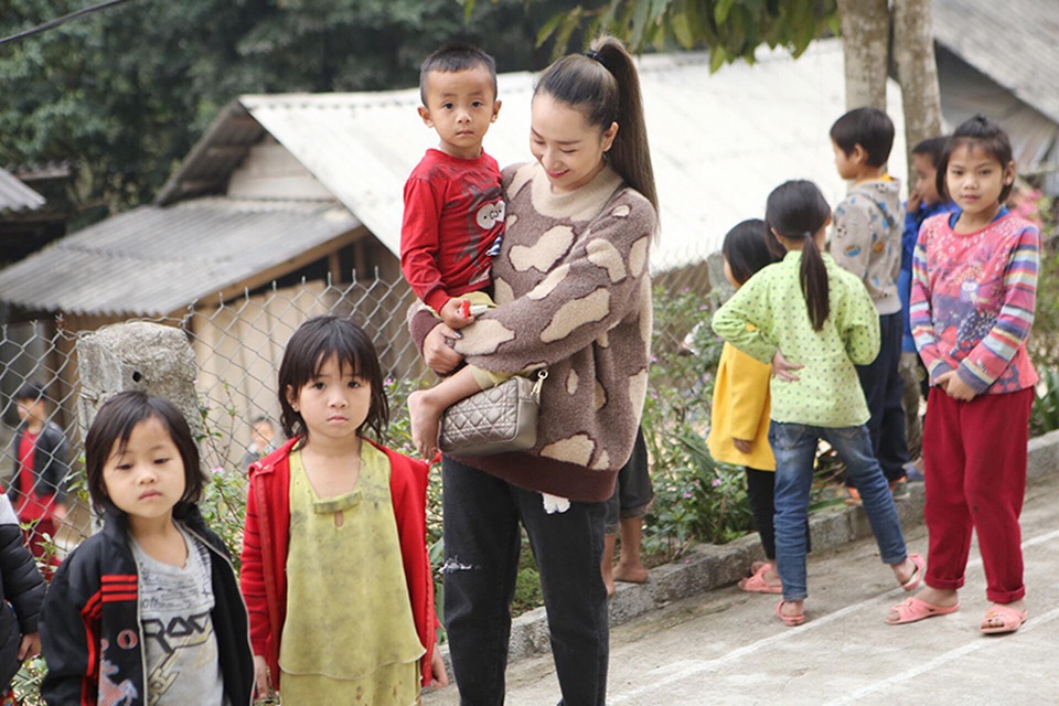 Hằng Lê – Nhà sáng lập thương hiệu YHL: “Tôi muốn lan tỏa giá trị nhân ái đến với cộng đồng” - 3 Hằng Lê – Nhà sáng lập thương hiệu YHL: “Tôi muốn lan tỏa giá trị nhân ái đến với cộng đồng” - 3
