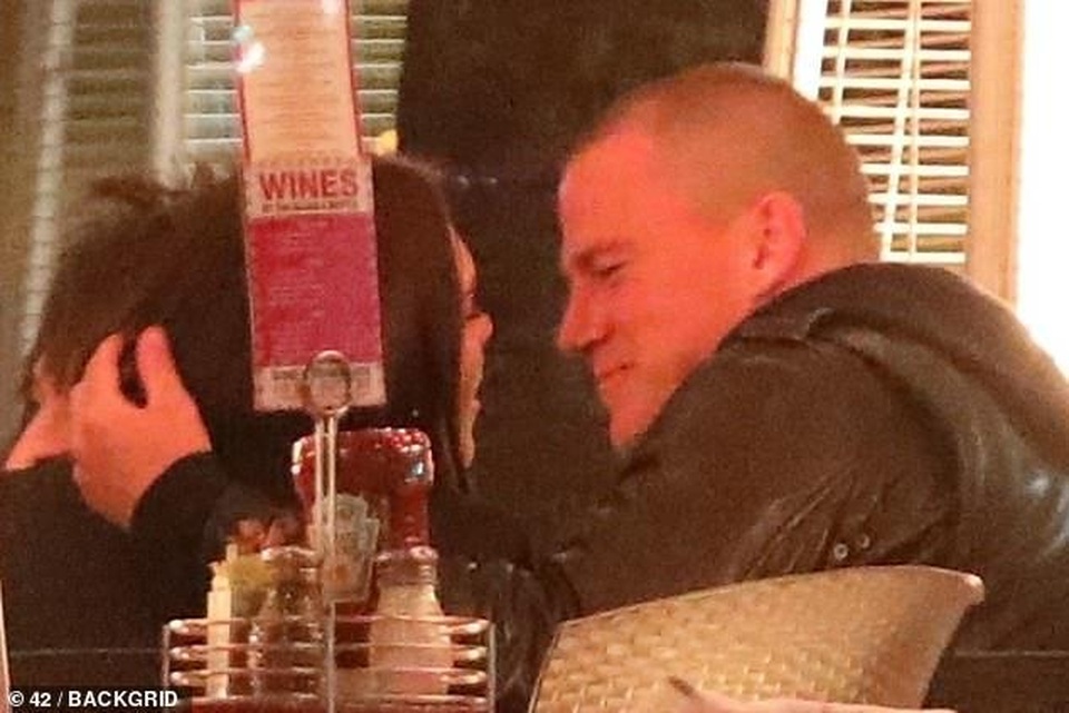 Jessie J và Channing Tatum tình tứ đi ăn tối - 3 Jessie J và Channing Tatum tình tứ đi ăn tối - 3