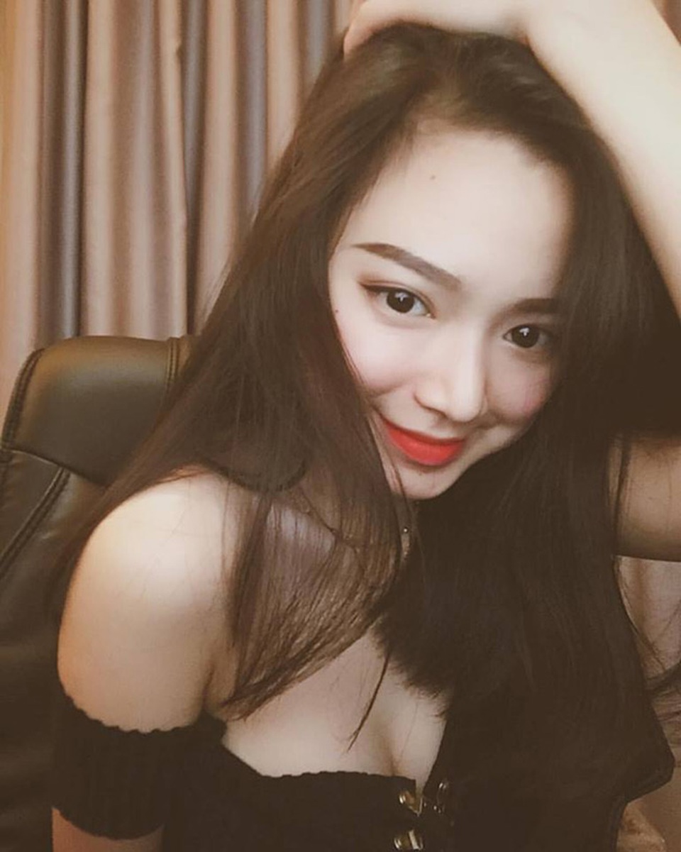 Cô gái trẻ Hải Phòng mặt đẹp như nàng thơ, thân hình cực bốc lửa - 20 Cô gái trẻ Hải Phòng mặt đẹp như nàng thơ, thân hình cực bốc lửa - 20