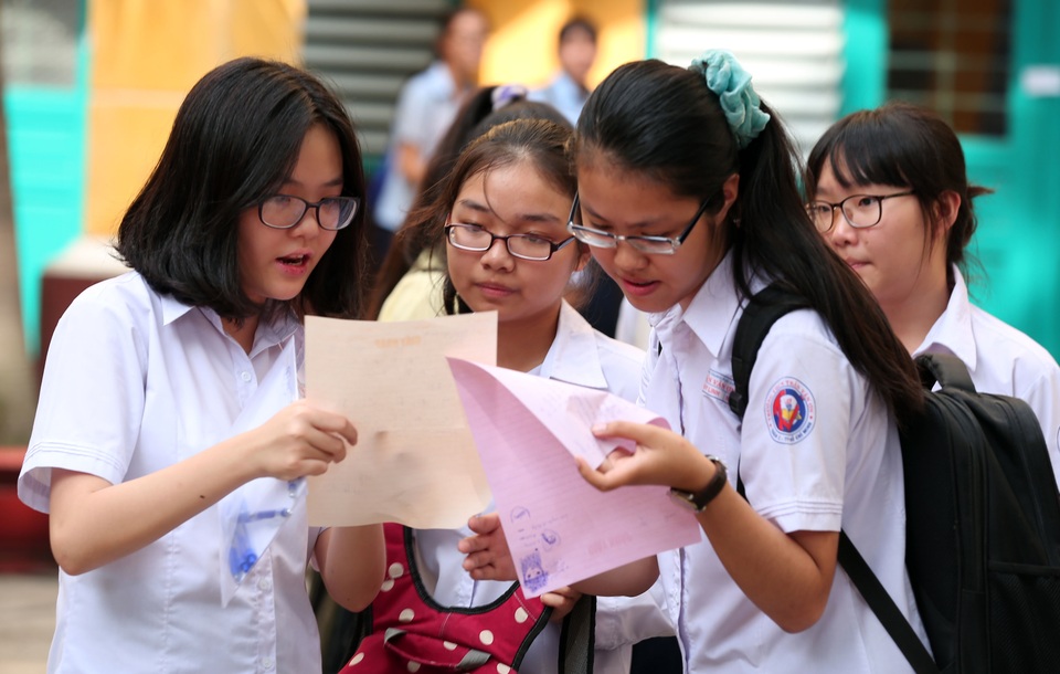 Tuyển sinh lớp 10 THPT ở Hà Nội: Cân nhắc nguyện vọng để cầm chắc suất đỗ - 1 Tuyển sinh lớp 10 THPT ở Hà Nội: Cân nhắc nguyện vọng để cầm chắc suất đỗ - 1
