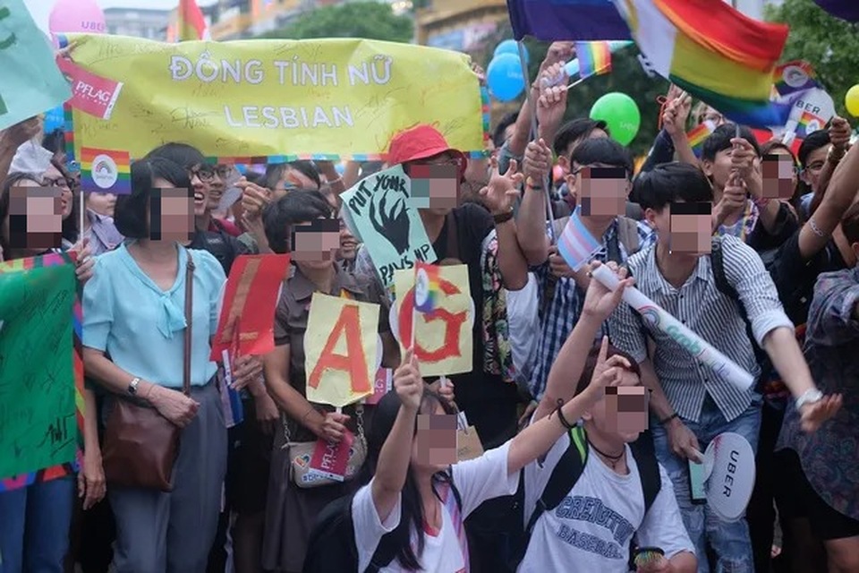 Sự khéo léo của người thầy với học trò giới tính thứ 3 - 1