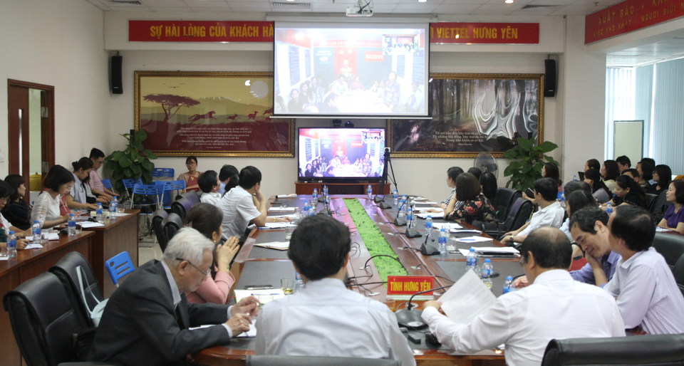 Giáo viên chủ nhiệm là đại sứ ngăn chặn chống bạo lực học đường - 1 Giáo viên chủ nhiệm là đại sứ ngăn chặn chống bạo lực học đường - 1