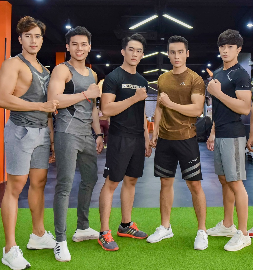 Cao Xuân Tài khoe hình thể săn chắc - 5 Cao Xuân Tài khoe hình thể săn chắc - 5