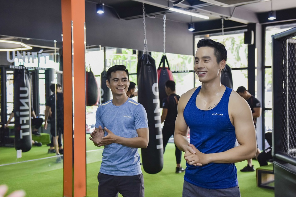Cao Xuân Tài khoe hình thể săn chắc - 3 Cao Xuân Tài khoe hình thể săn chắc - 3