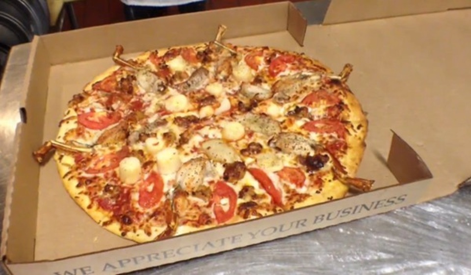 6 món pizza “kinh dị” bậc nhất hành tinh, Việt Nam có 2 món - 3 6 món pizza “kinh dị” bậc nhất hành tinh, Việt Nam có 2 món - 3