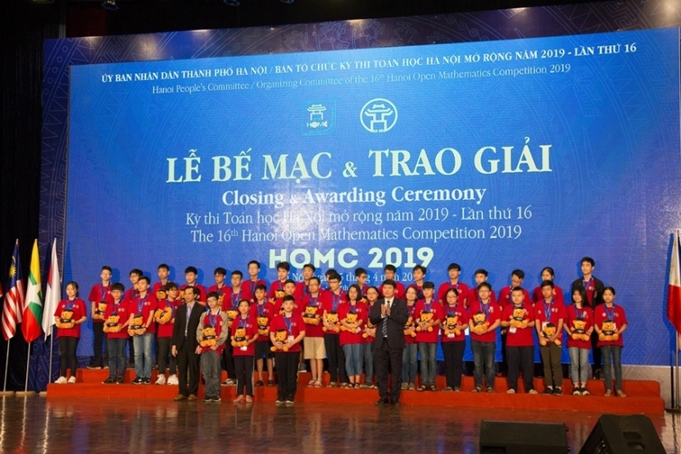 Atlantic trao học bổng cho các tài năng toán học trẻ - 1 Atlantic trao học bổng cho các tài năng toán học trẻ - 1