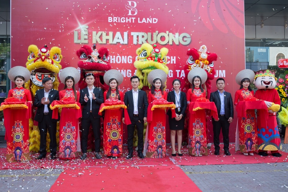 Bright Land chính thức khai trương văn phòng giao dịch tại Kon Tum - 2 Bright Land chính thức khai trương văn phòng giao dịch tại Kon Tum - 2