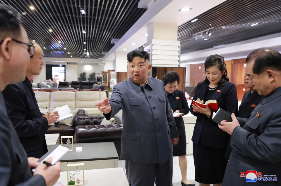 Lý do ông Kim Jong-un thị sát hàng loạt công trình trọng điểm tại Triều Tiên - 11 Lý do ông Kim Jong-un thị sát hàng loạt công trình trọng điểm tại Triều Tiên - 11