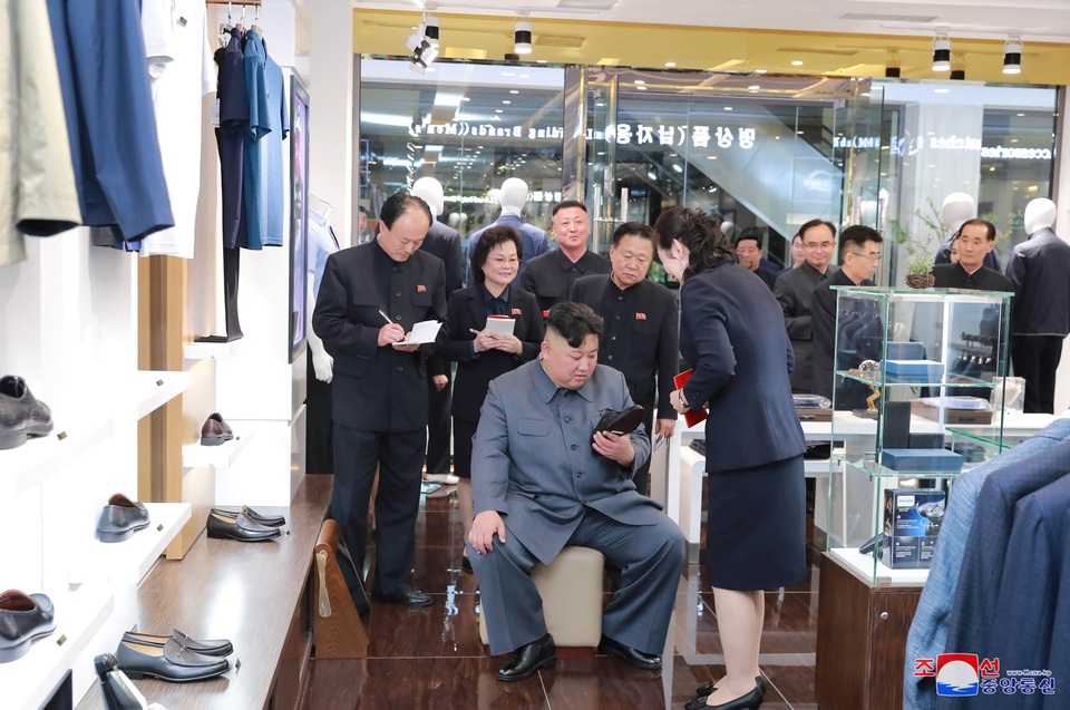 Lý do ông Kim Jong-un thị sát hàng loạt công trình trọng điểm tại Triều Tiên - 14 Lý do ông Kim Jong-un thị sát hàng loạt công trình trọng điểm tại Triều Tiên - 14
