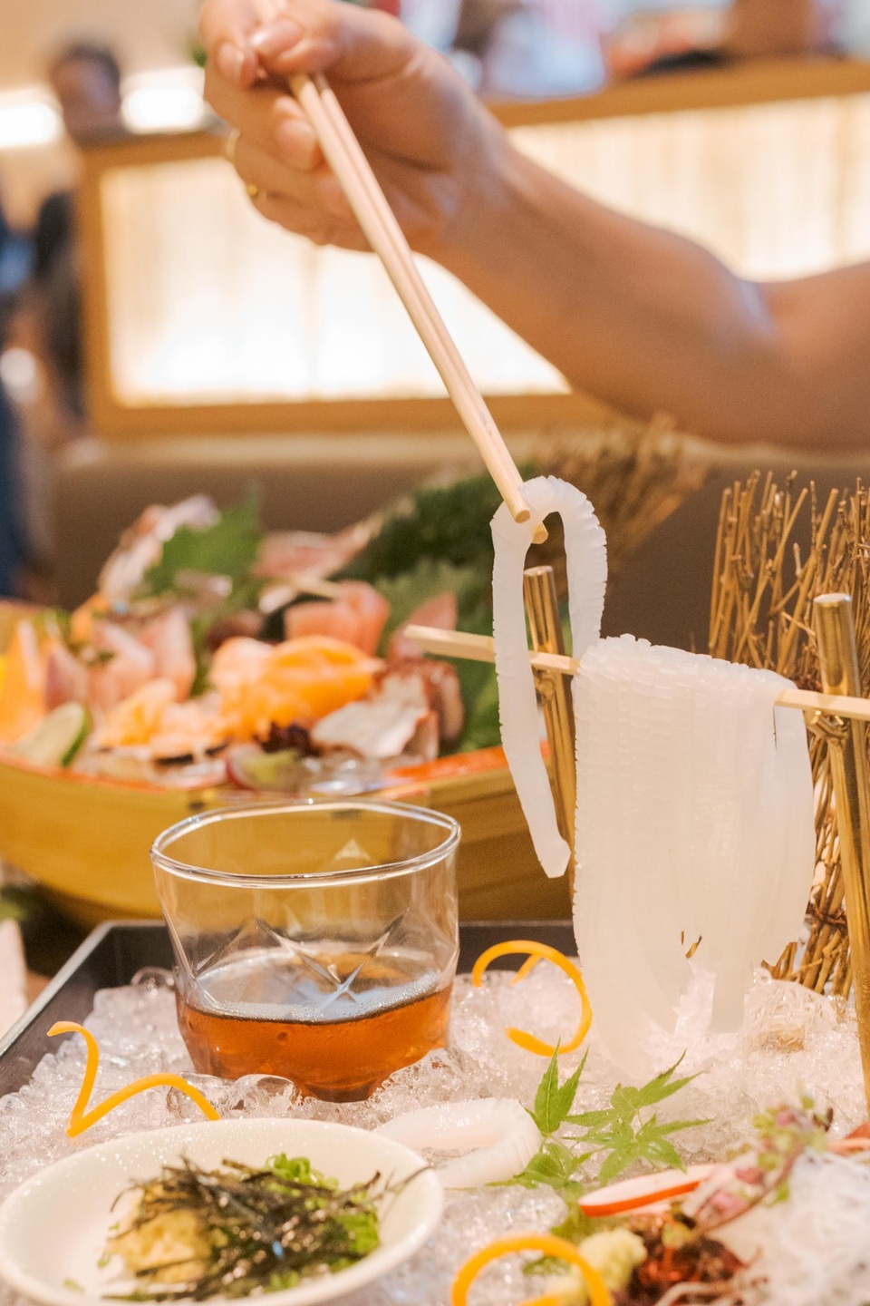 Sushi Hokkaido Sachi trình làng 2 món “đánh gục” những người sành ăn - 3 Sushi Hokkaido Sachi trình làng 2 món “đánh gục” những người sành ăn - 3