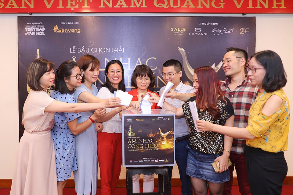 Gần 100 phóng viên tham gia bầu chọn Giải Cống hiến 2019 - 1 Gần 100 phóng viên tham gia bầu chọn Giải Cống hiến 2019 - 1