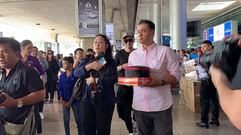 Linh cữu Anh Vũ đã về đến chùa Ấn Quang - 1 Linh cữu Anh Vũ đã về đến chùa Ấn Quang - 1