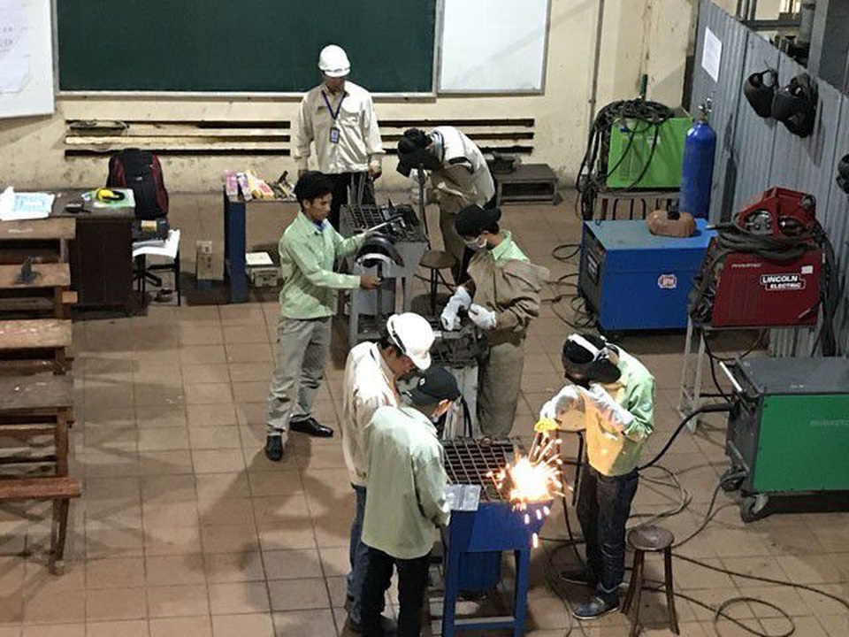 Học sinh miền núi thử làm sinh viên trường nghề - 2 Học sinh miền núi thử làm sinh viên trường nghề - 2