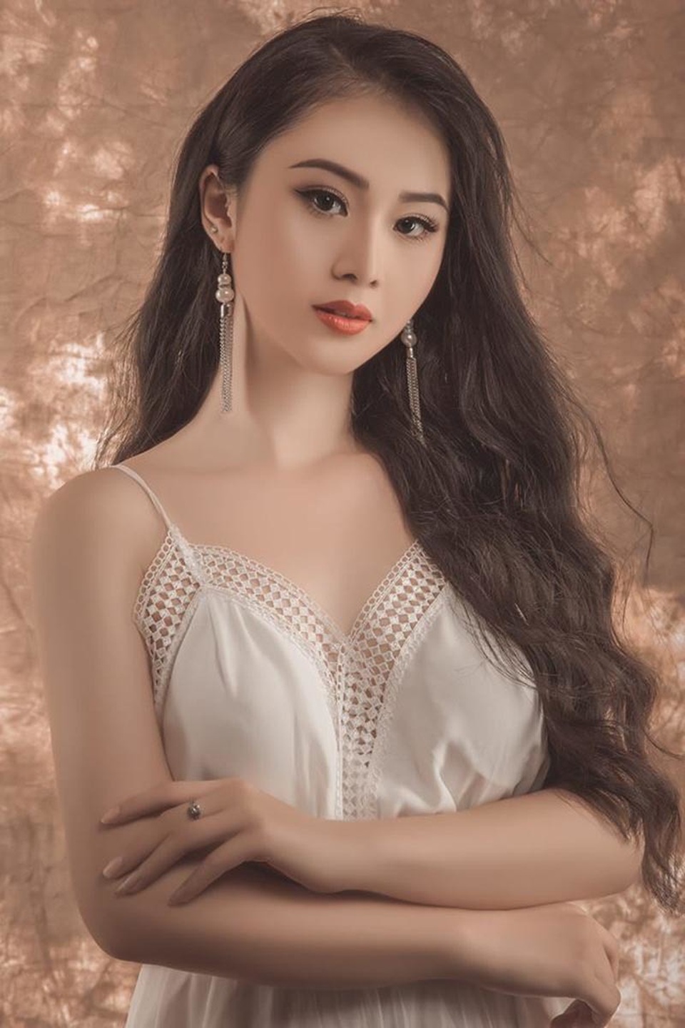 Hoa khôi Tài chính xinh đẹp, đa tài, kiếm hàng chục triệu đồng mỗi tháng - 4 Hoa khôi Tài chính xinh đẹp, đa tài, kiếm hàng chục triệu đồng mỗi tháng - 4