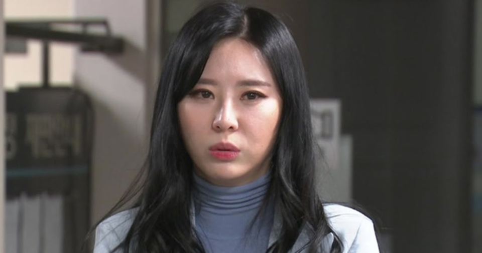 Nữ nhân chứng của vụ án Jang Ja Yeon bị chỉ trích “tạo danh” - 3 Nữ nhân chứng của vụ án Jang Ja Yeon bị chỉ trích “tạo danh” - 3