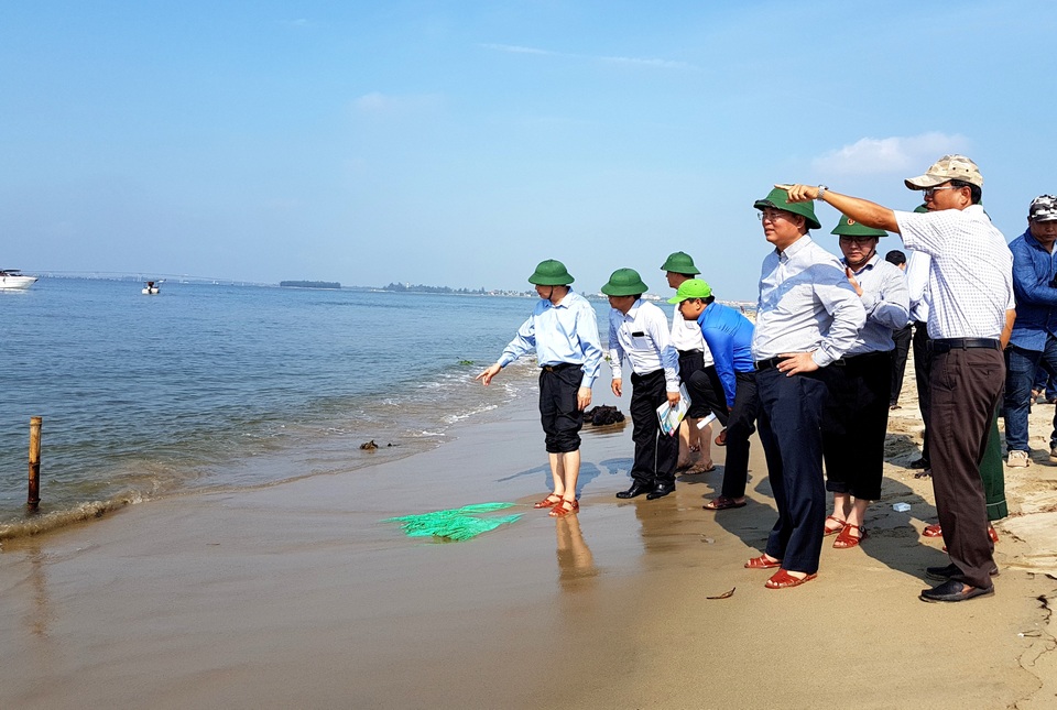 Khảo sát đảo nổi Đảo nổi giữa biển Hội An