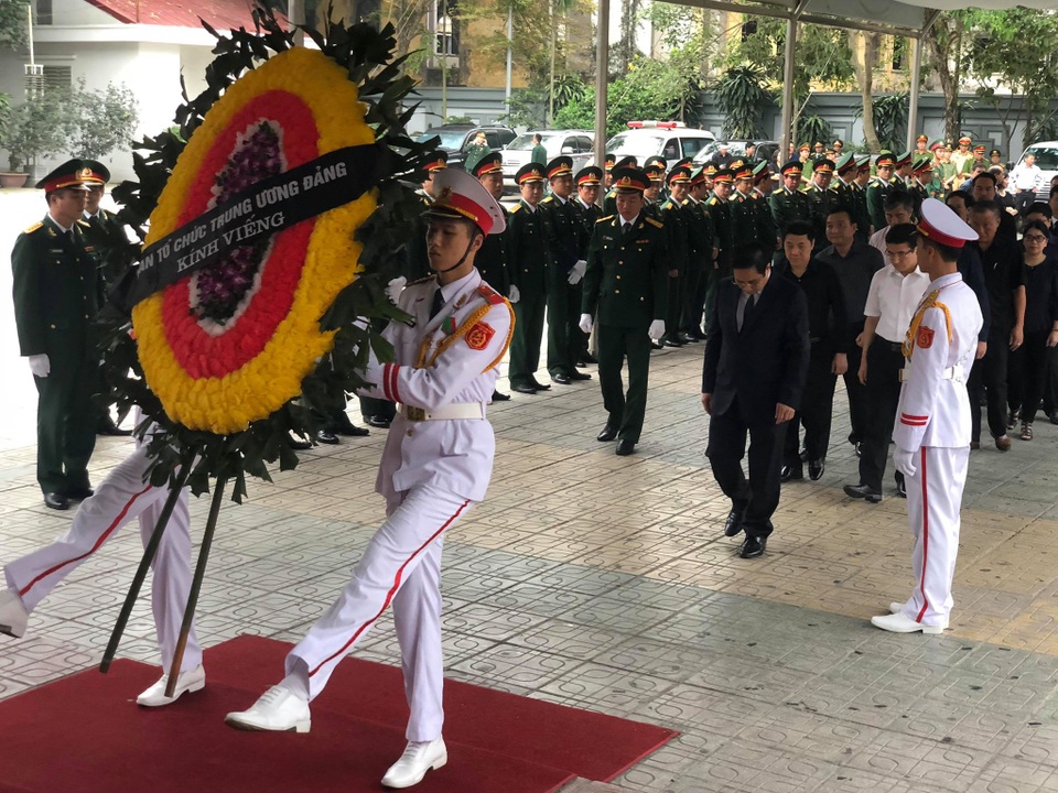 Lãnh đạo Đảng, Nhà nước tiễn biệt Trung tướng Đồng Sỹ Nguyên - 9 Lãnh đạo Đảng, Nhà nước tiễn biệt Trung tướng Đồng Sỹ Nguyên - 9